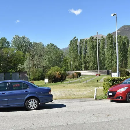 Spacious Holiday With Lake View In Feriehus *